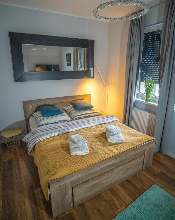Apartament W Cieplicach Perfekt Еленя-Гура Экстерьер фото